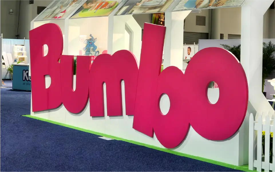 trade show booth design 3D logo trend